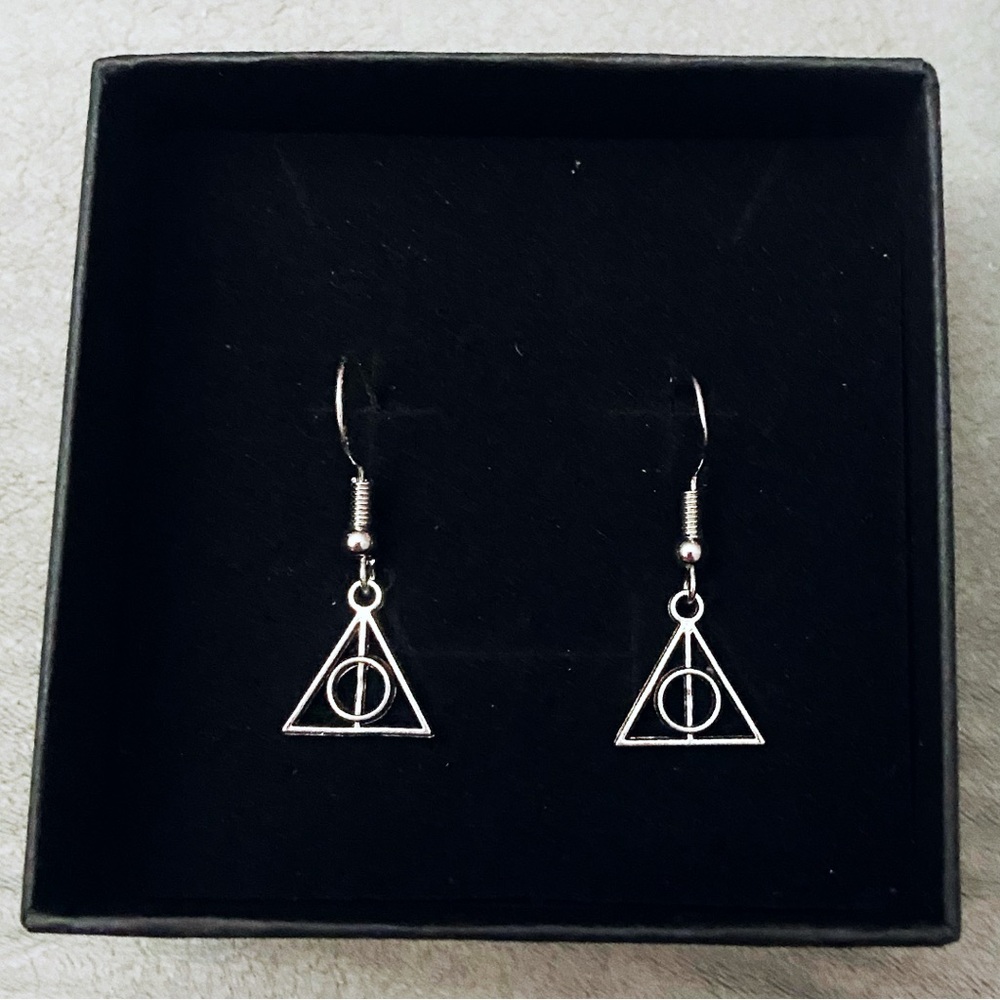 Deathly Hallows Harry Potter Silver Tone Dangle Earrings Wizard Magic - Picture 1 of 2